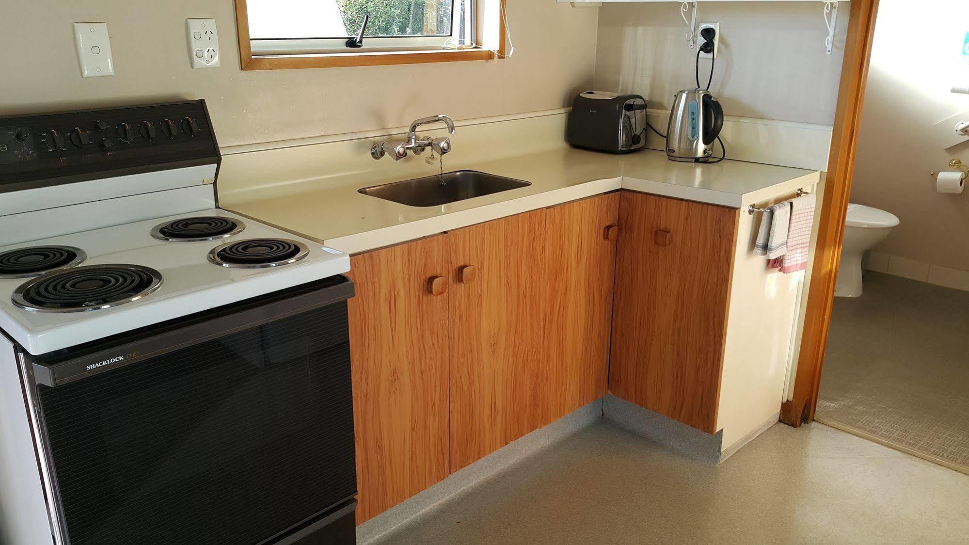 Lilybrook Motel Rangiora Bagian luar foto