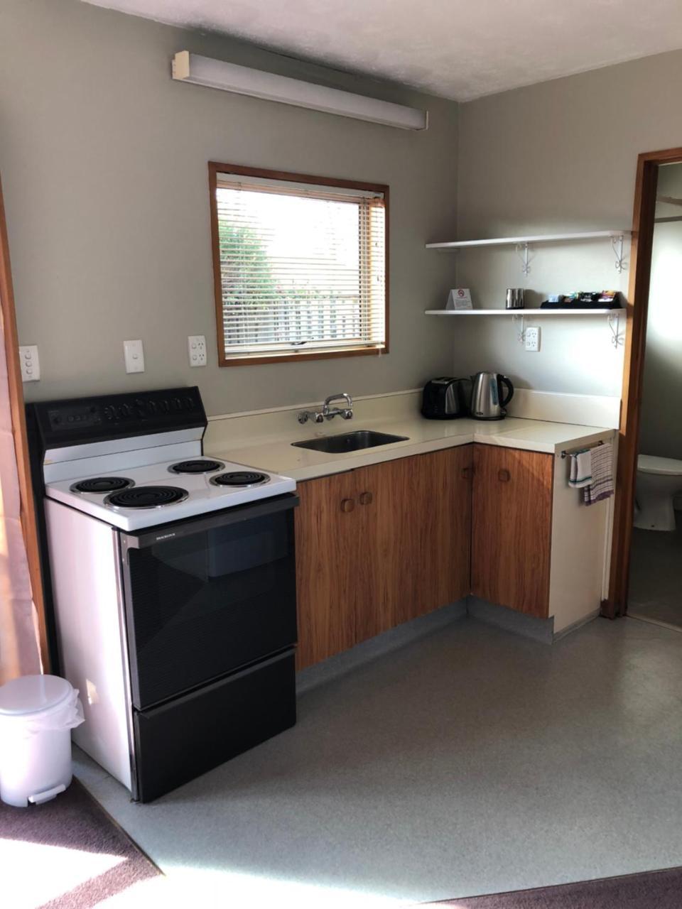 Lilybrook Motel Rangiora Bagian luar foto