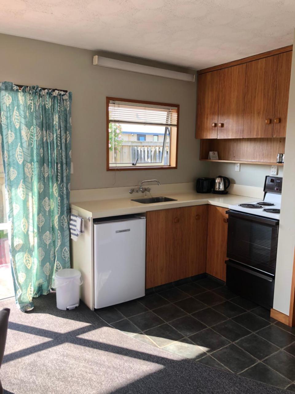 Lilybrook Motel Rangiora Bagian luar foto